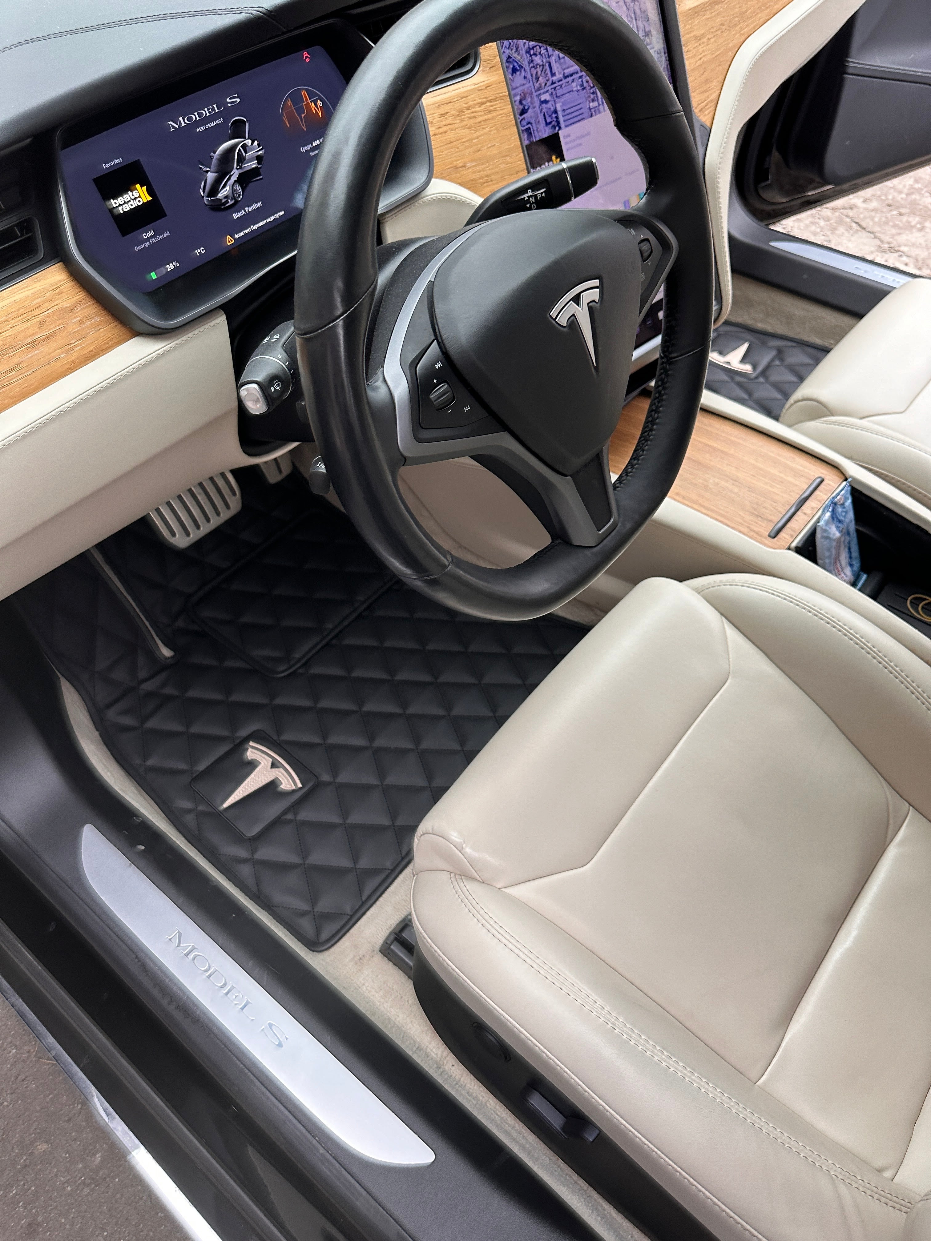Luxury Custom Floor Mats for Tesla
