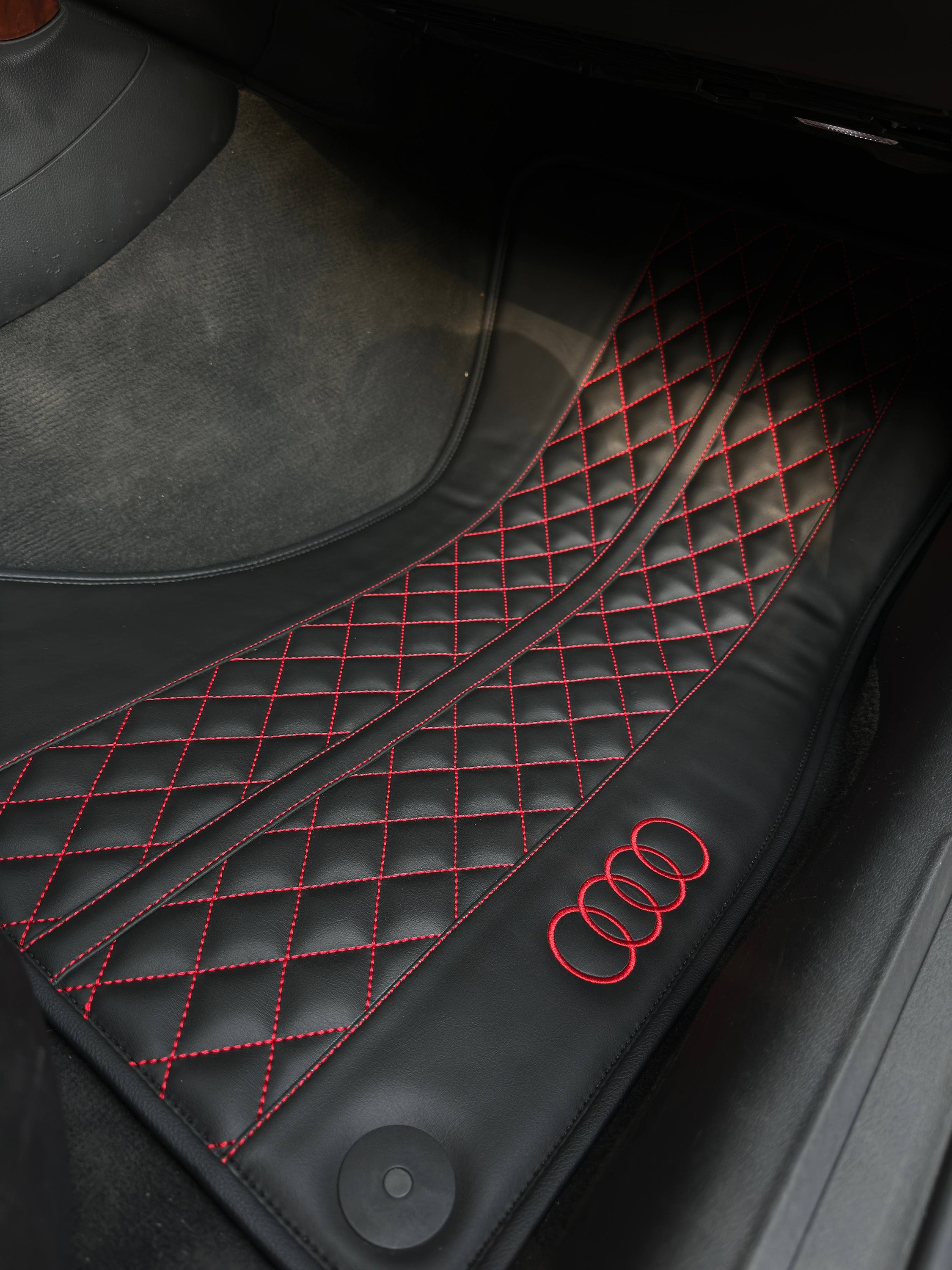 Luxury Custom Floor Mats for Audi