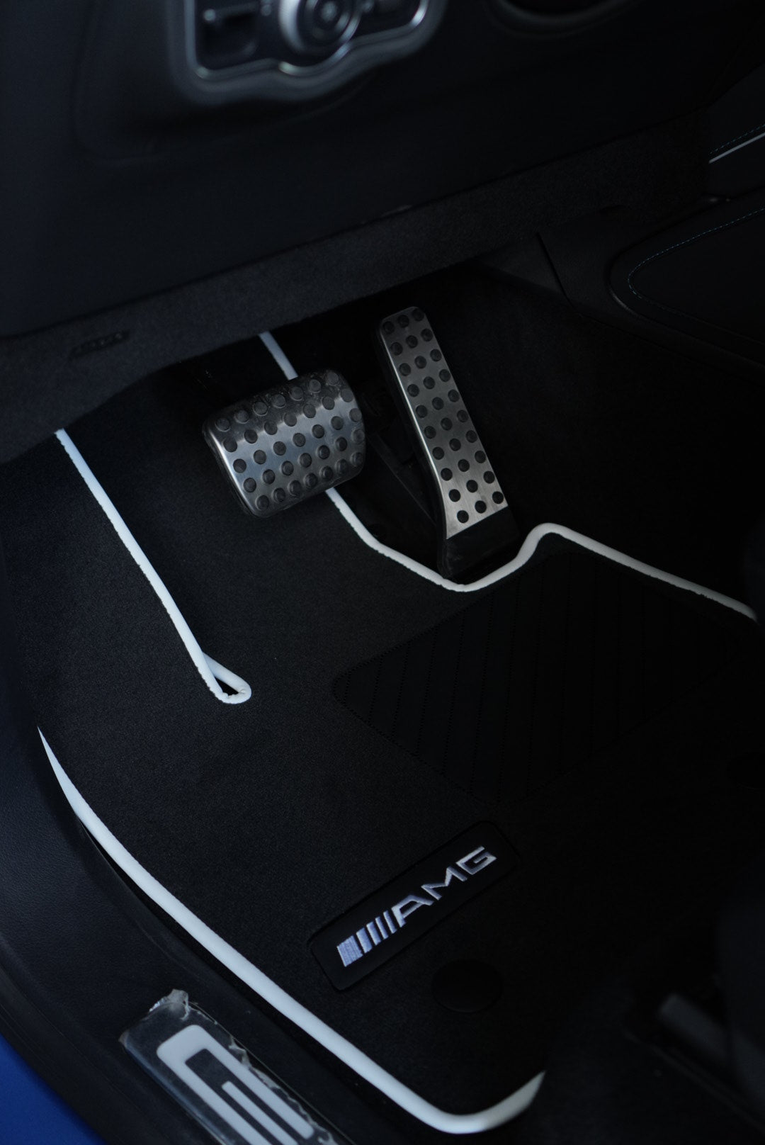 Premium custom carpet mats for all Mercedes-Benz