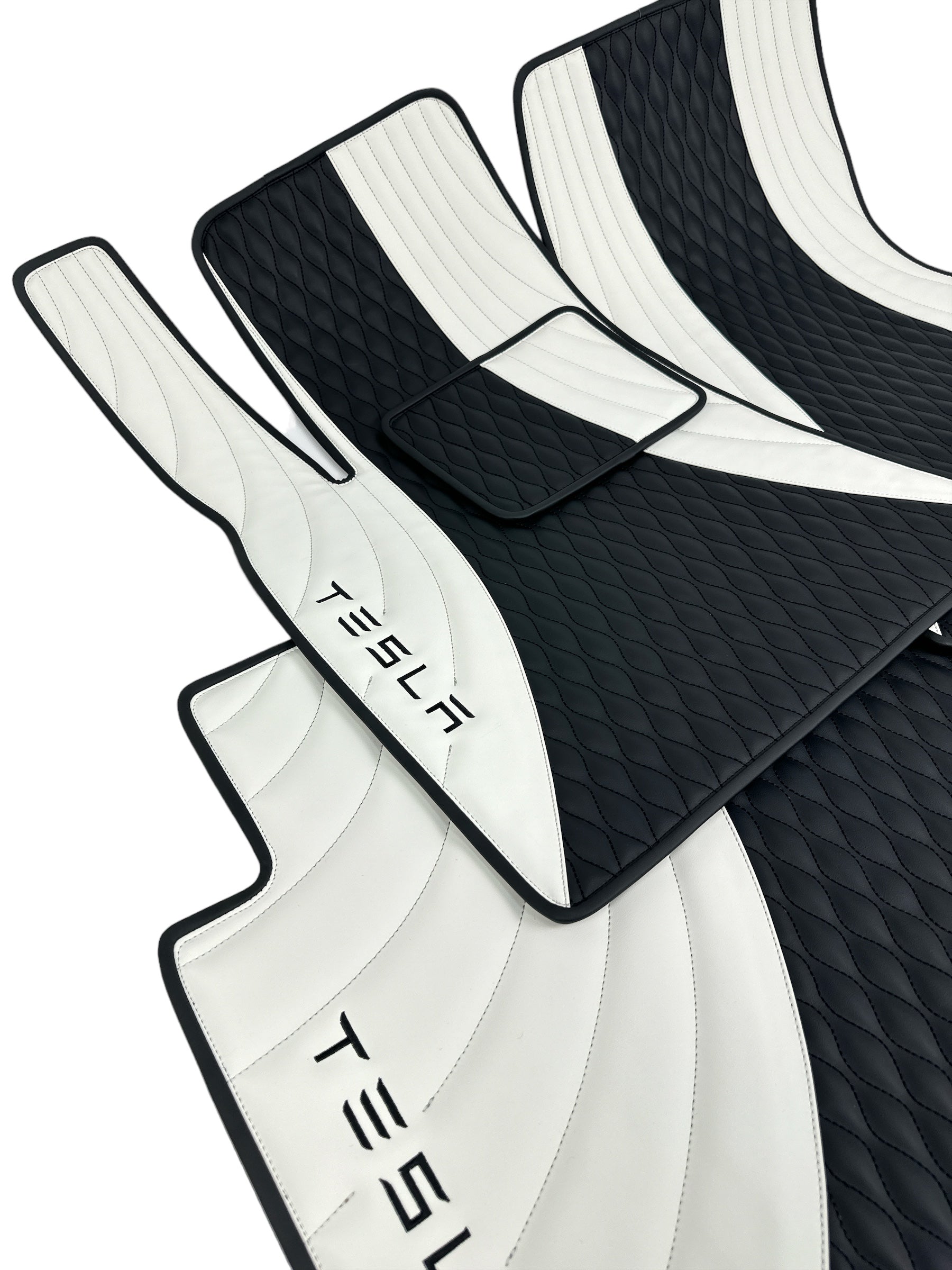 Luxuriöse Fußmatten nach Maß für Tesla