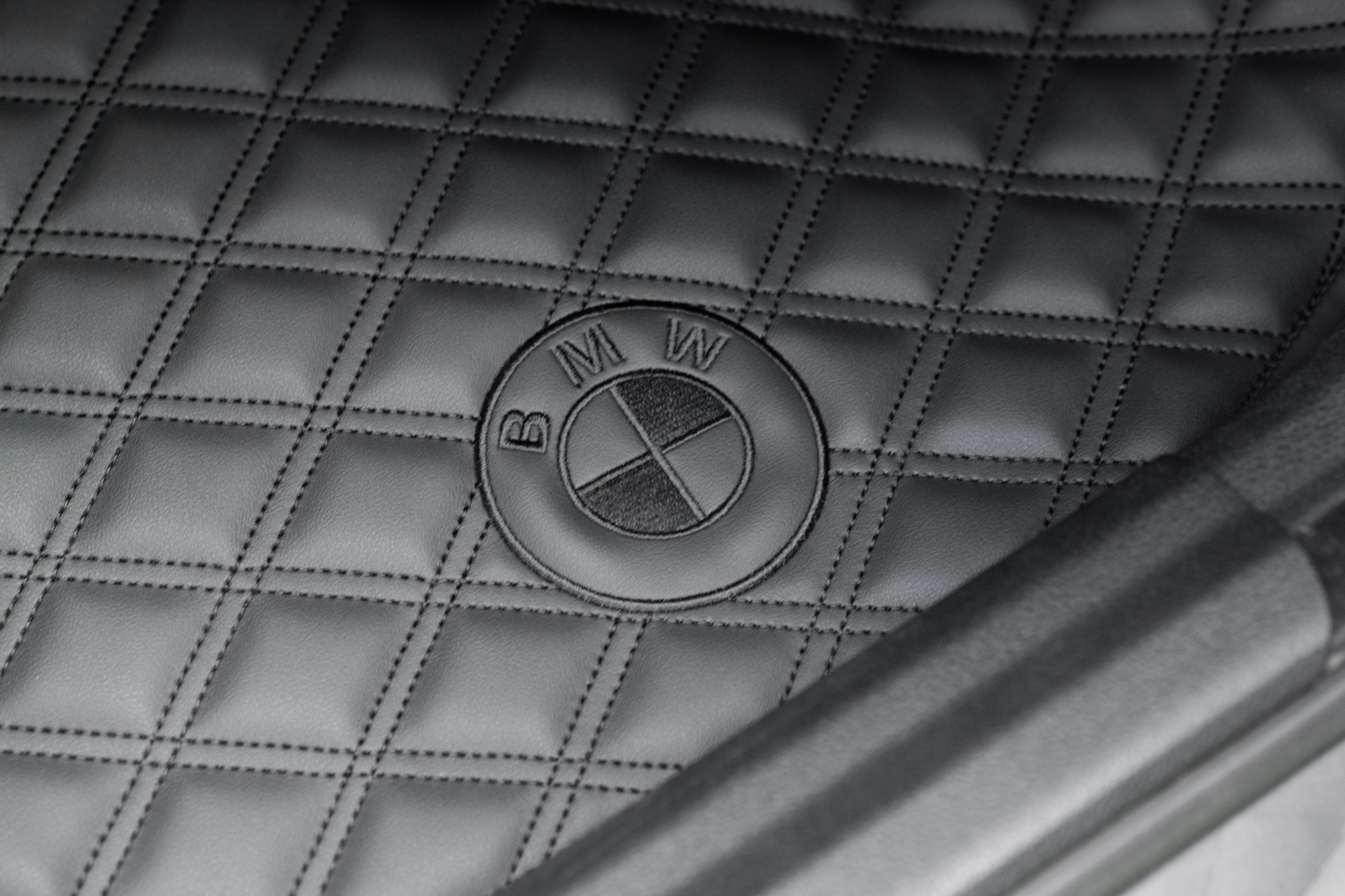 Car Floor Mats in "Double Rhombus" Design Total Black