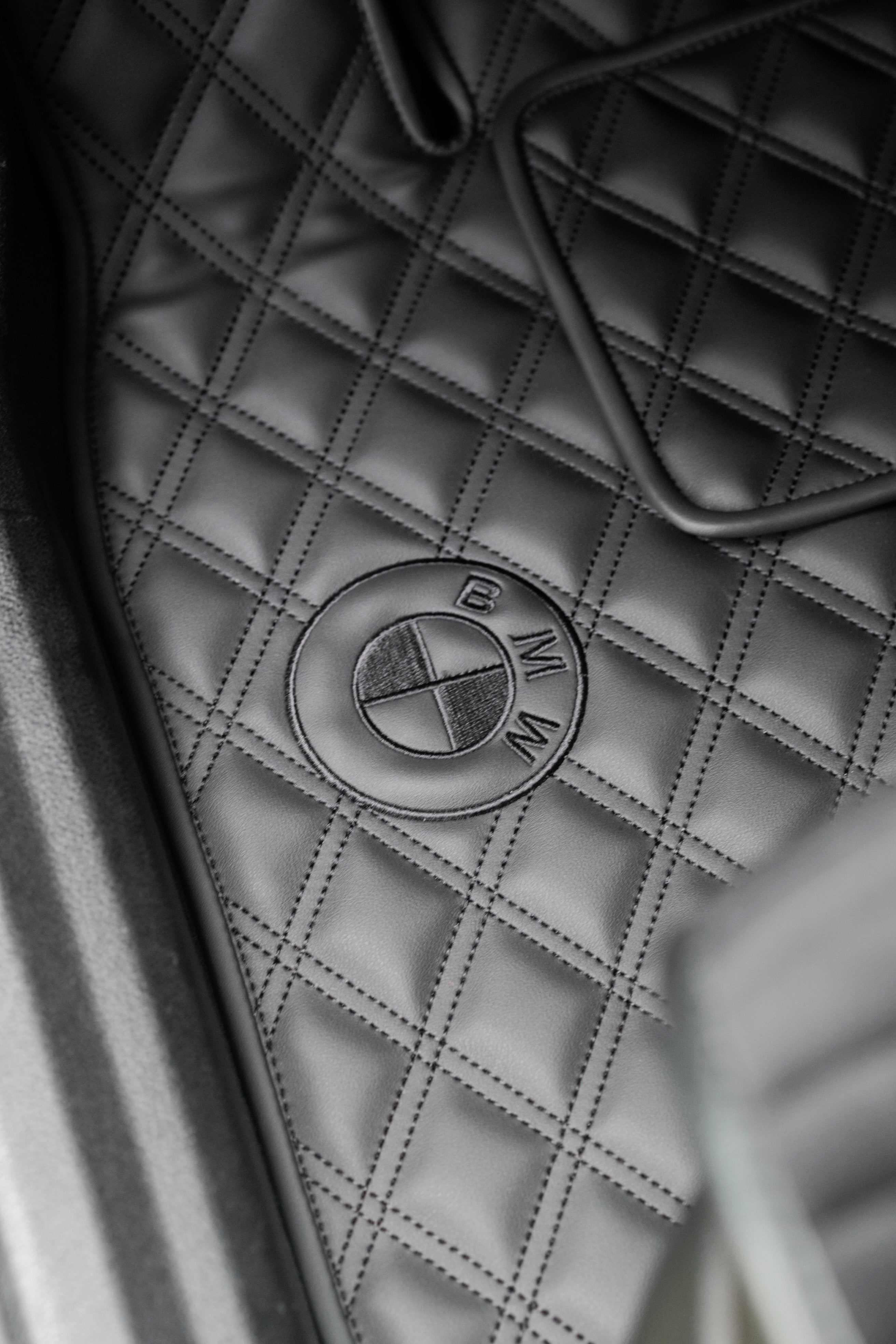 Car Floor Mats in "Double Rhombus" Design Total Black