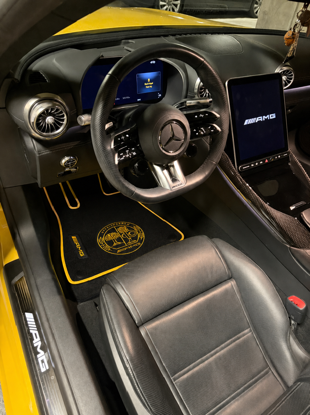 Premium custom carpet mats for all Mercedes-Benz