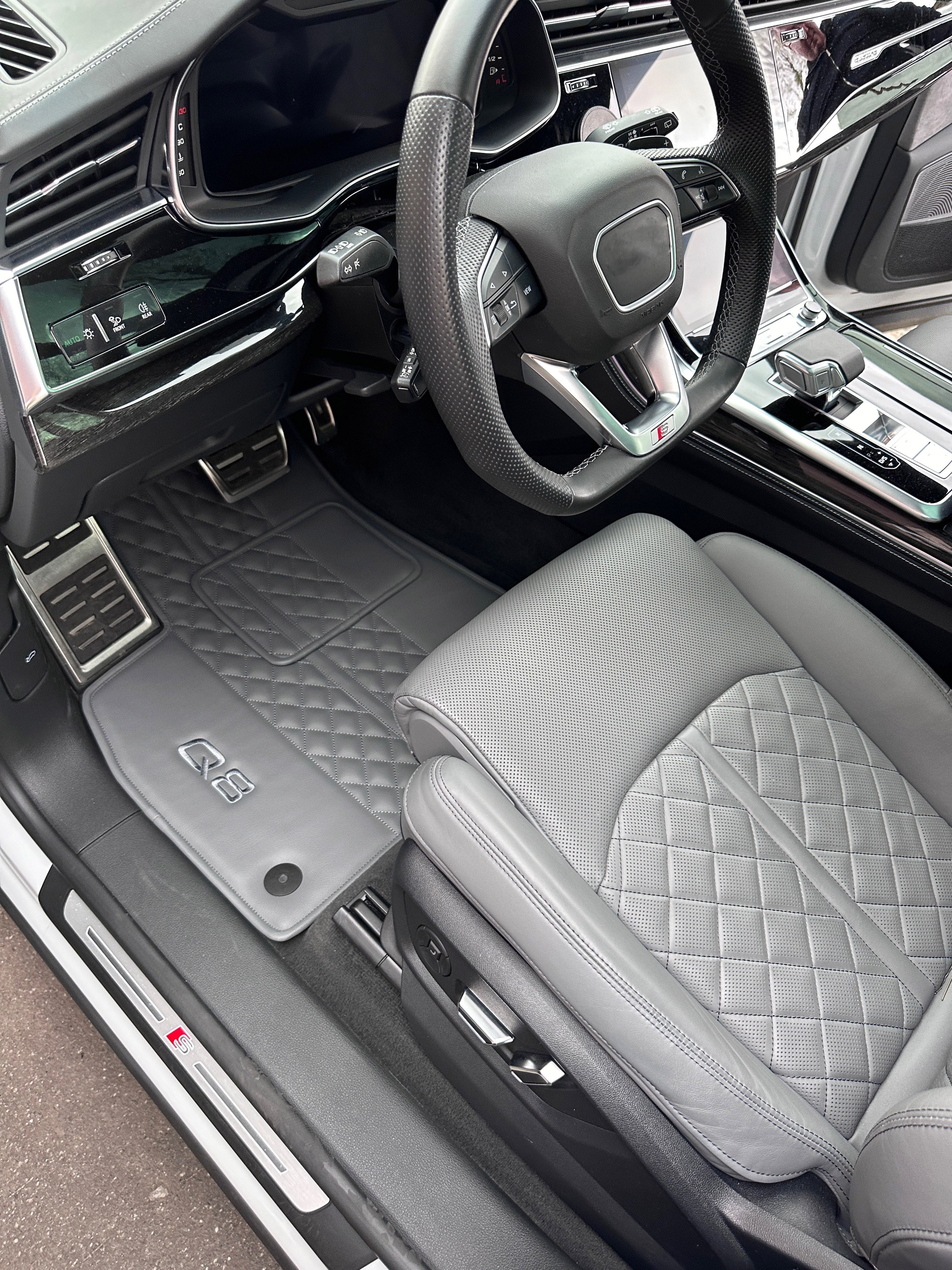 Car Floor Mats in "Highway" Design Total Gray