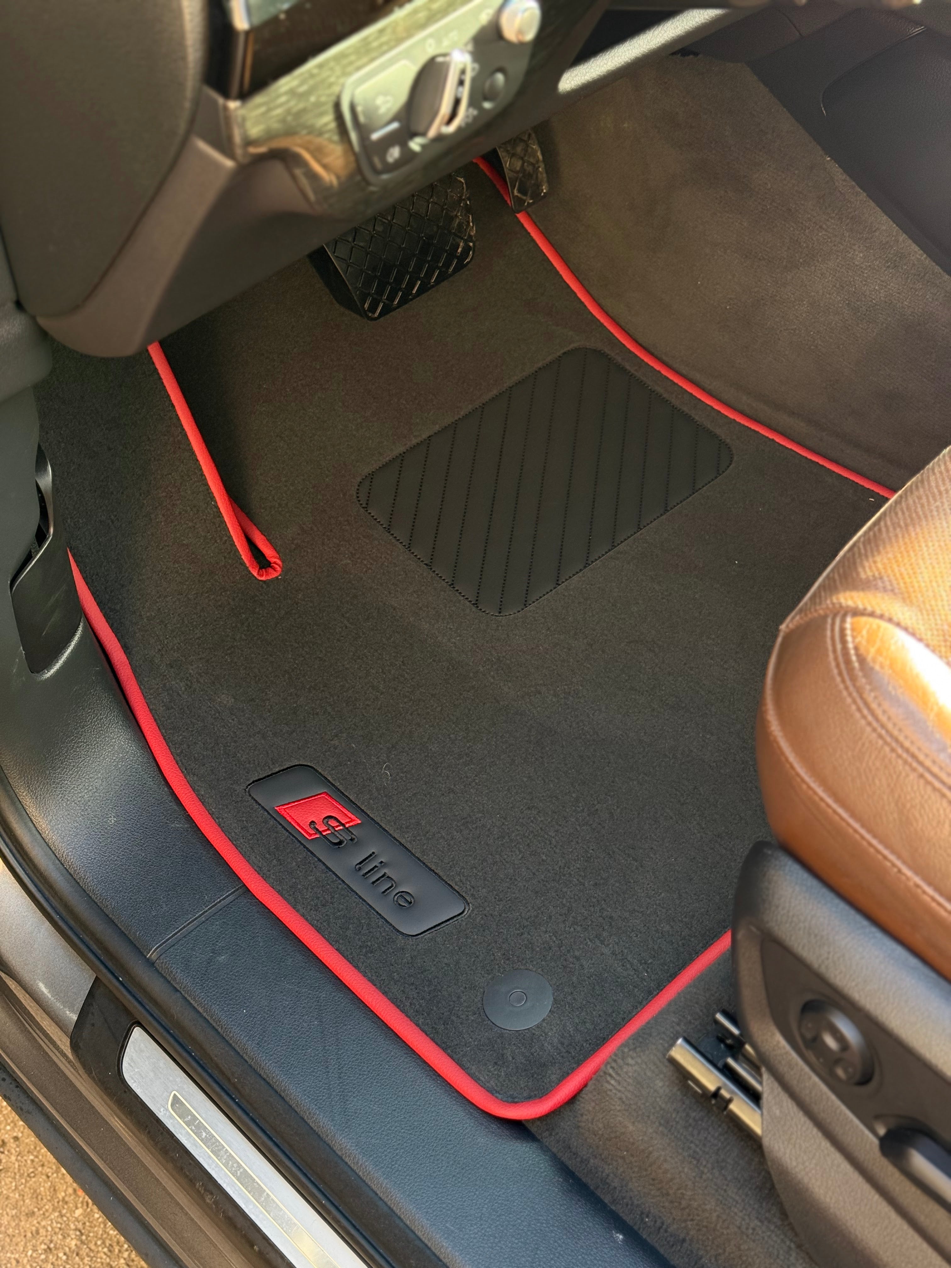 Premium custom pile mats for all Audi