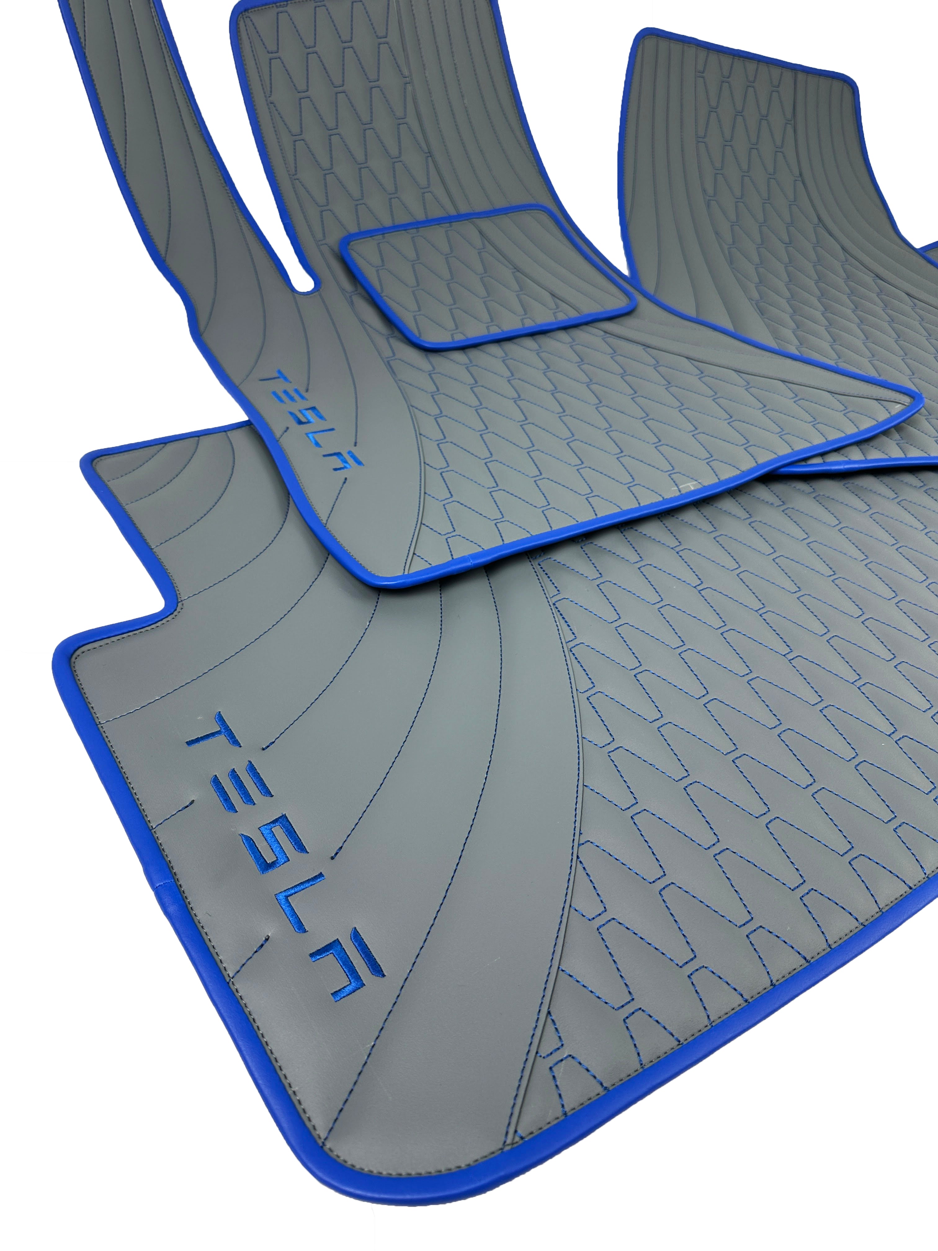 Car Floor Mats in "Figure Long Comb" Design Gray witn Blue Stitching