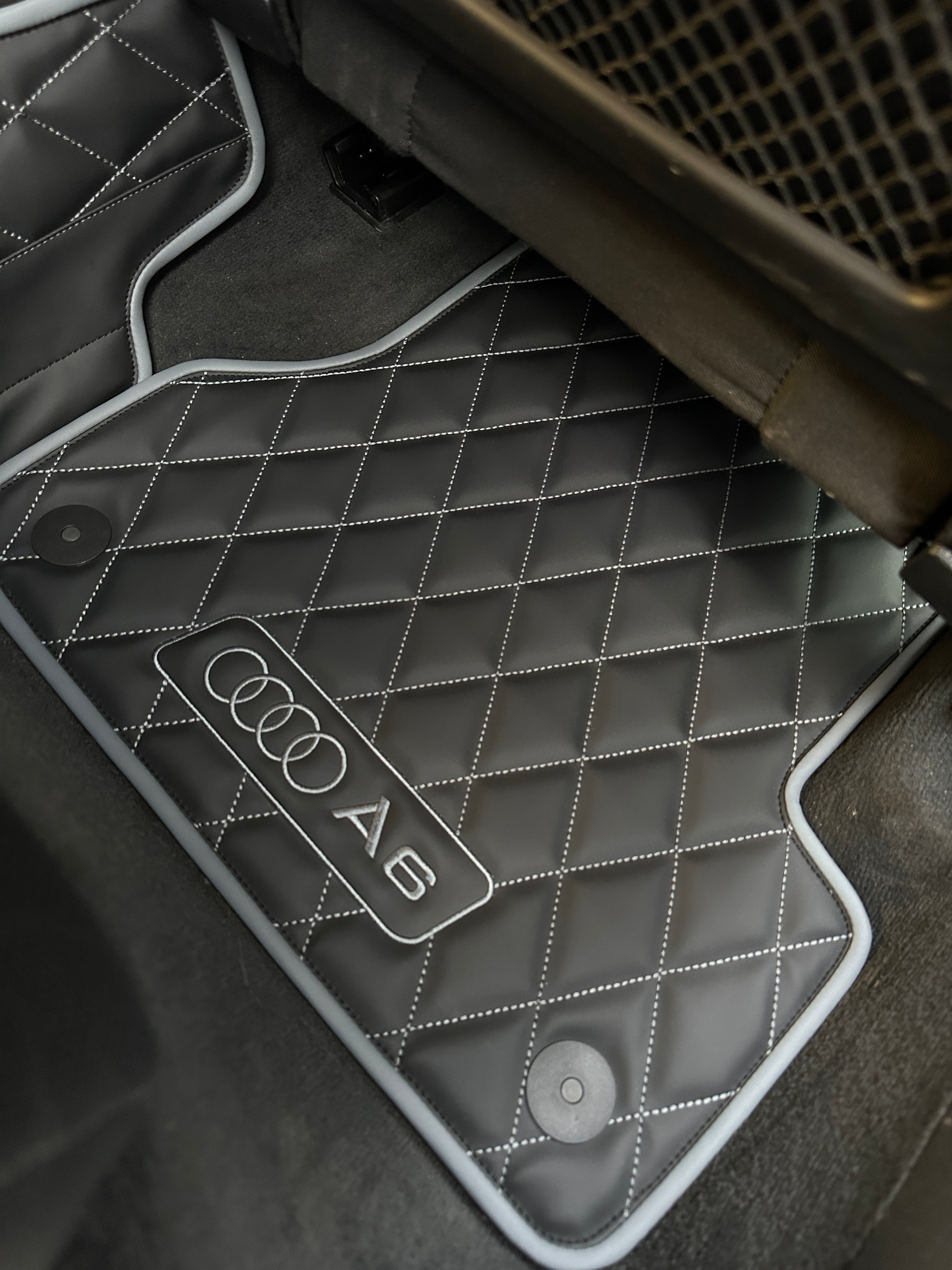 Car Floor Mats in "Rhombus" Design Black with Gray Stitching and Edging