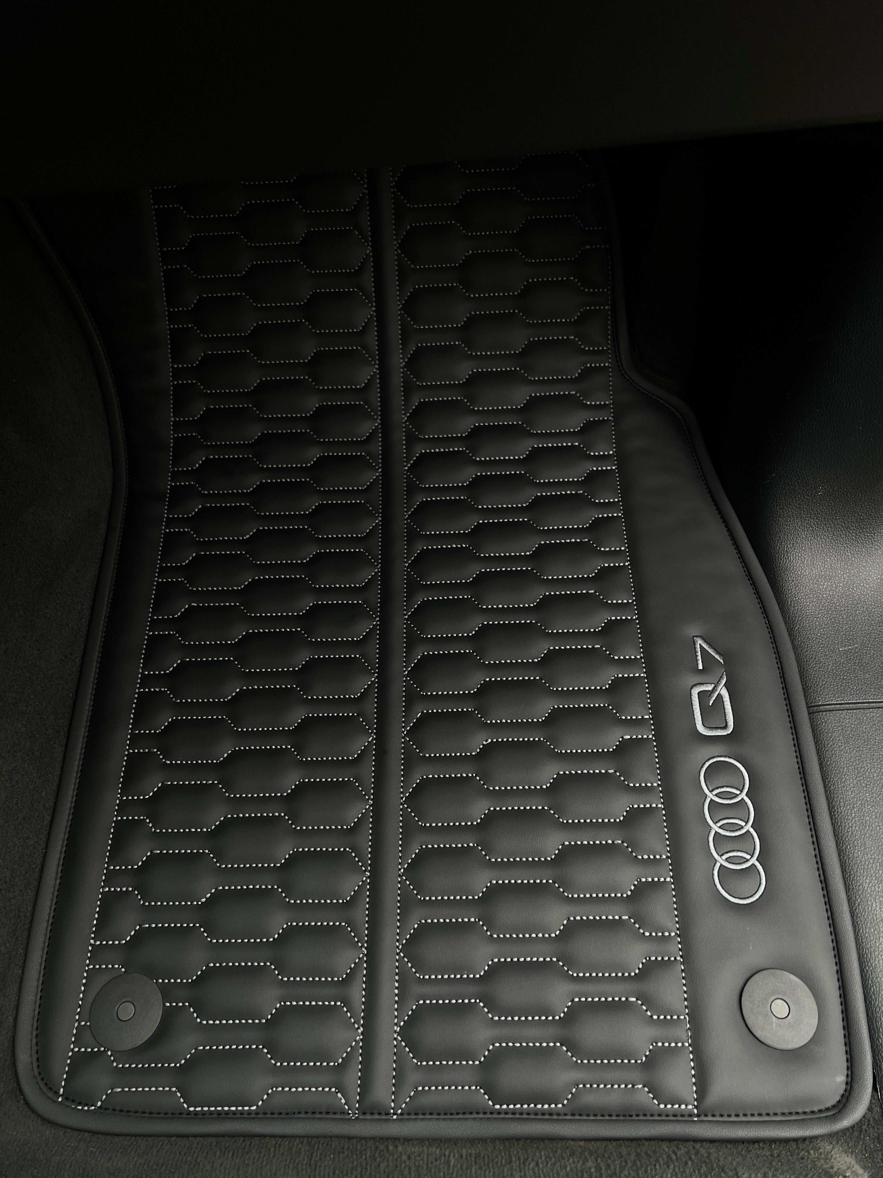 Luxury Custom Floor Mats for Audi