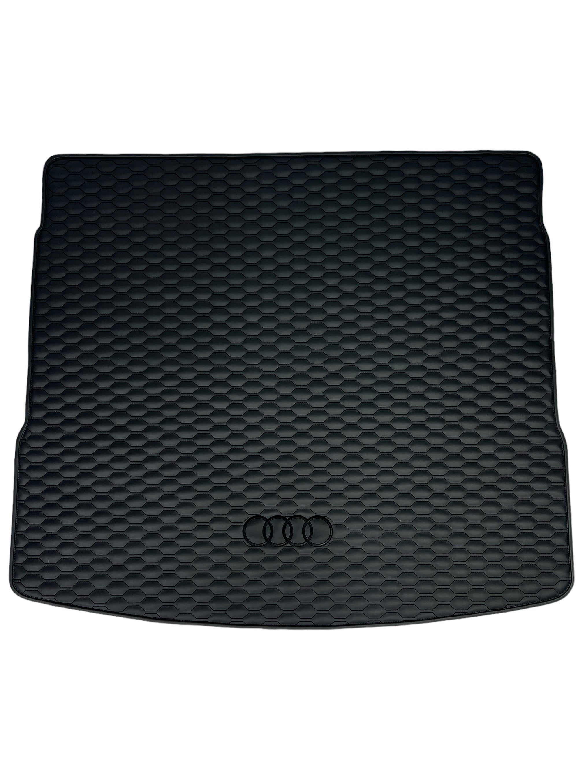 Trunk Mats in "Small Comb" Design Total Black