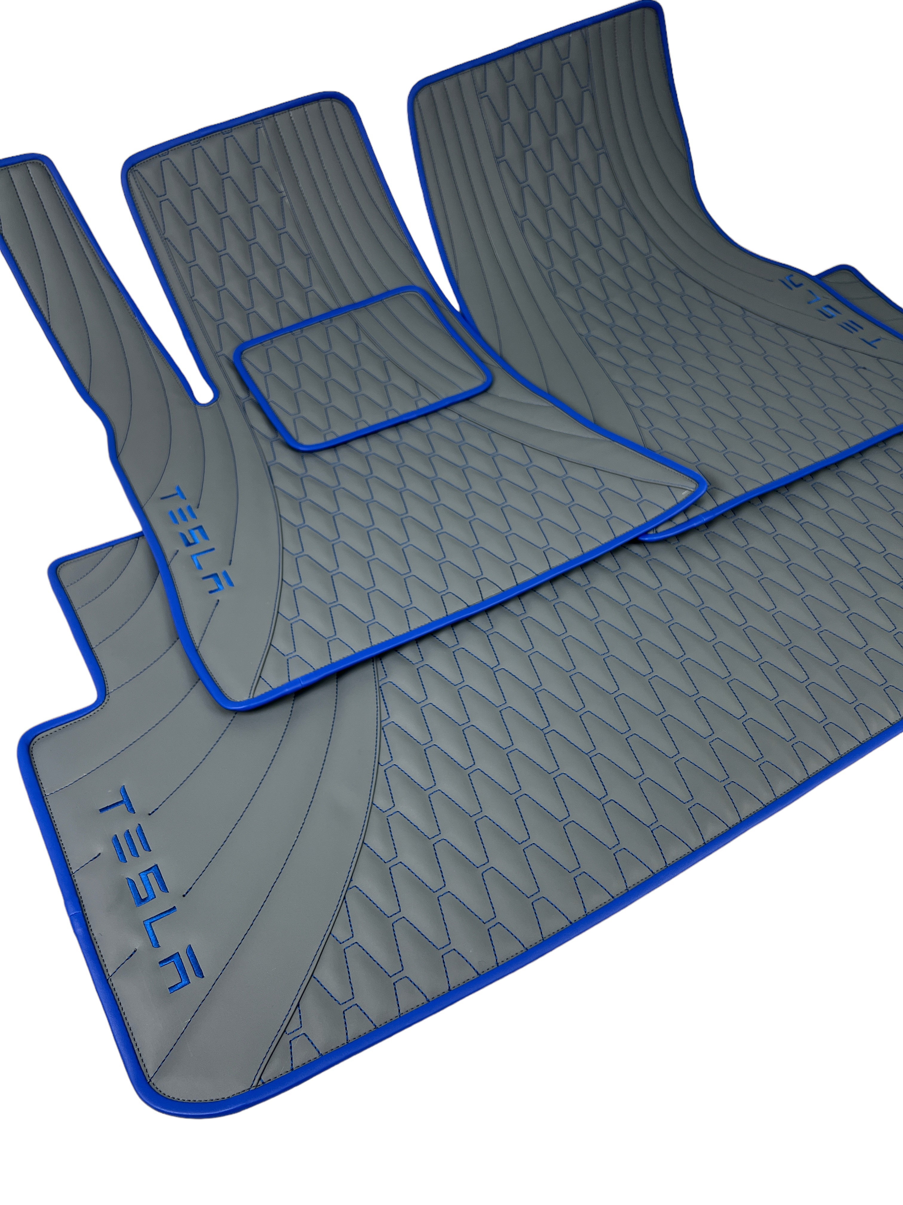 Car Floor Mats in "Figure Long Comb" Design Gray witn Blue Stitching