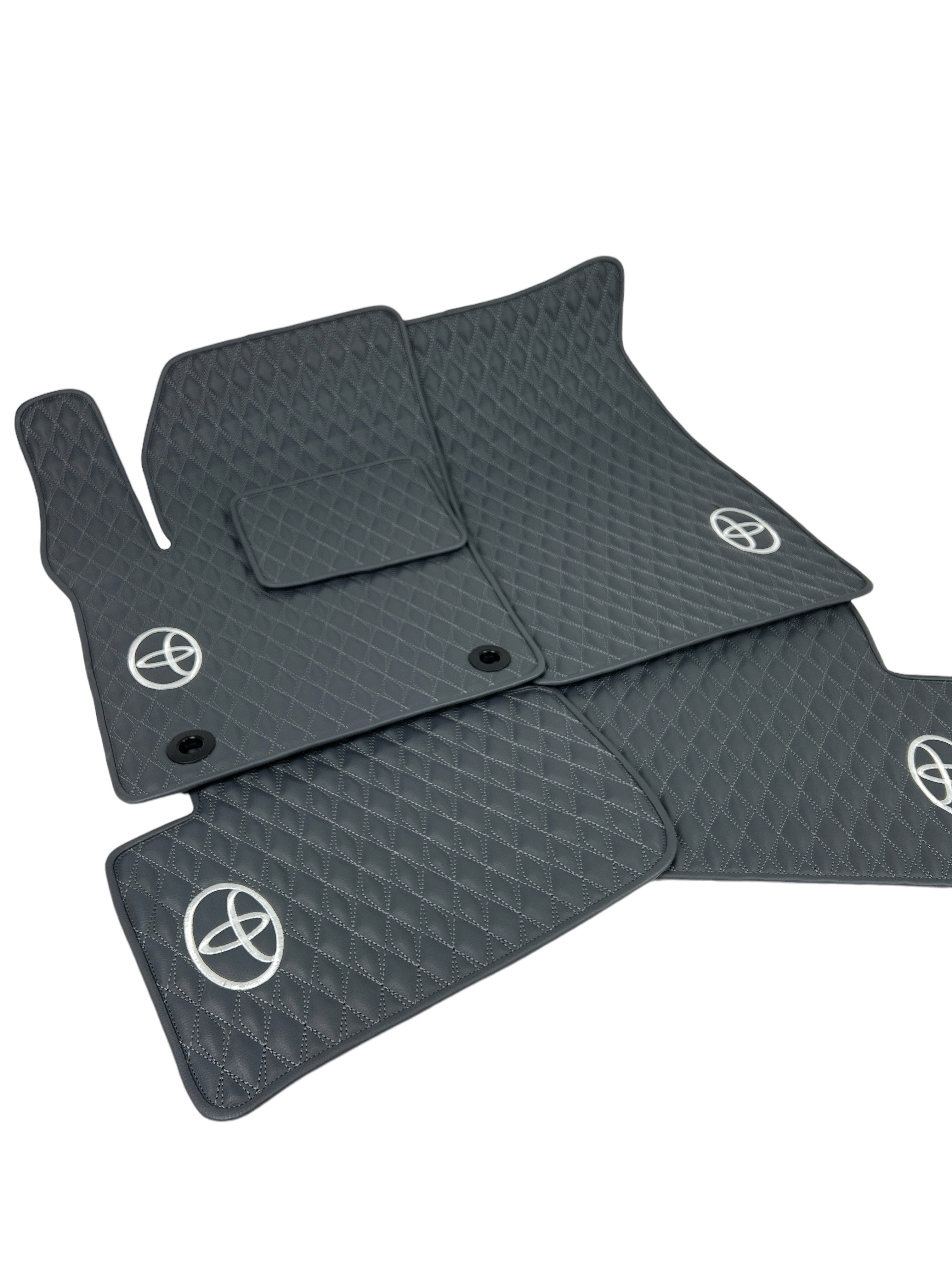 Car Floor Mats in "Diamond" Design Gray with Light Gray Stitching