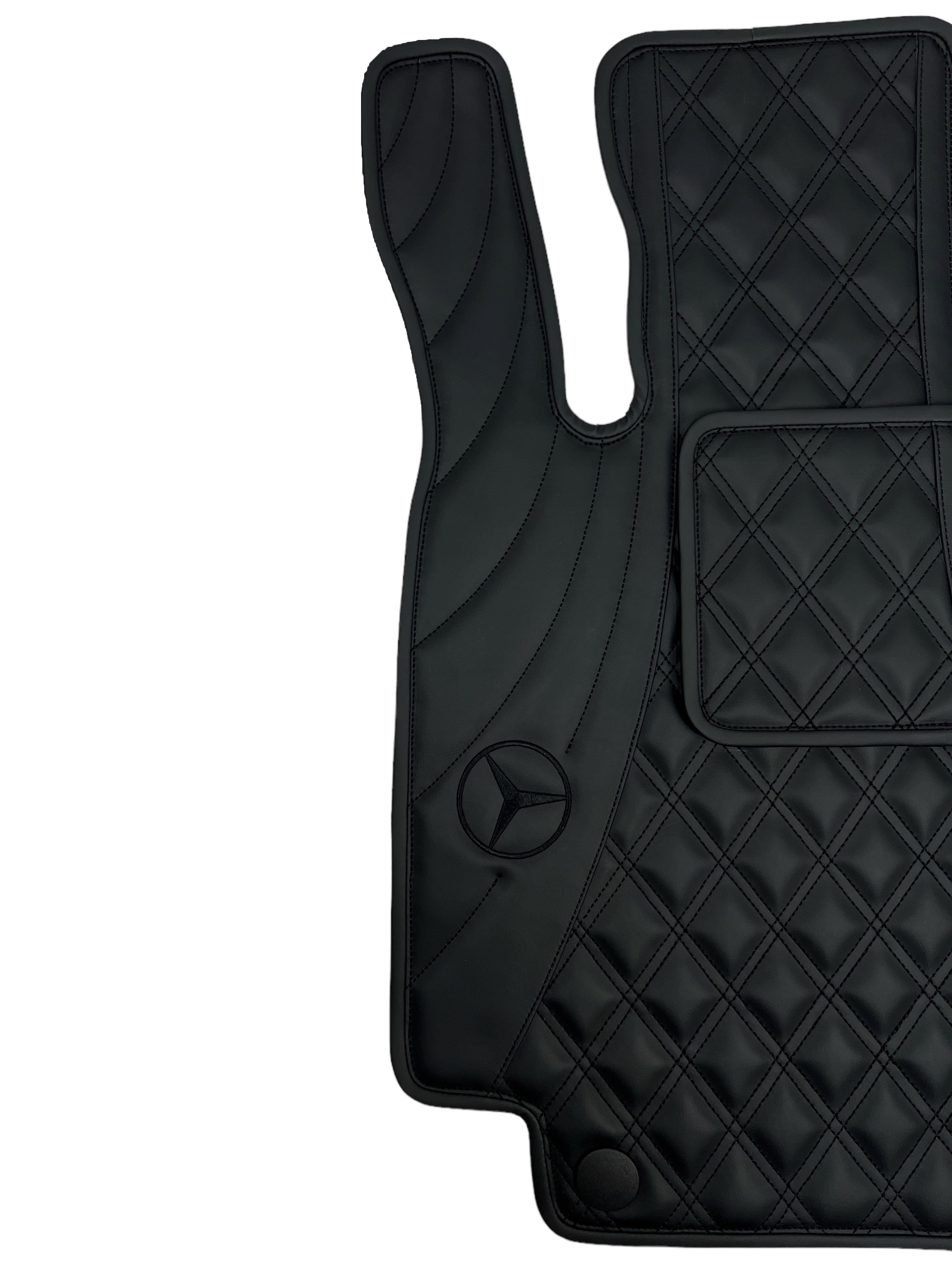 Car Floor Mats in "Figure Double Rhombus" Design Total Black