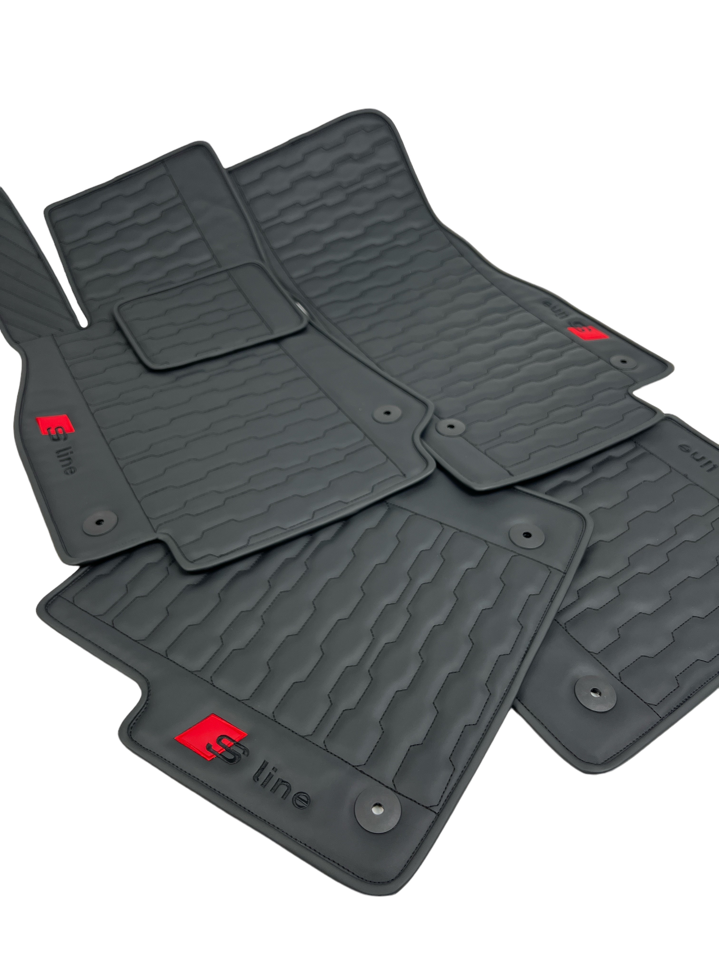 Car Floor Mats in "Etron" Design Total Black