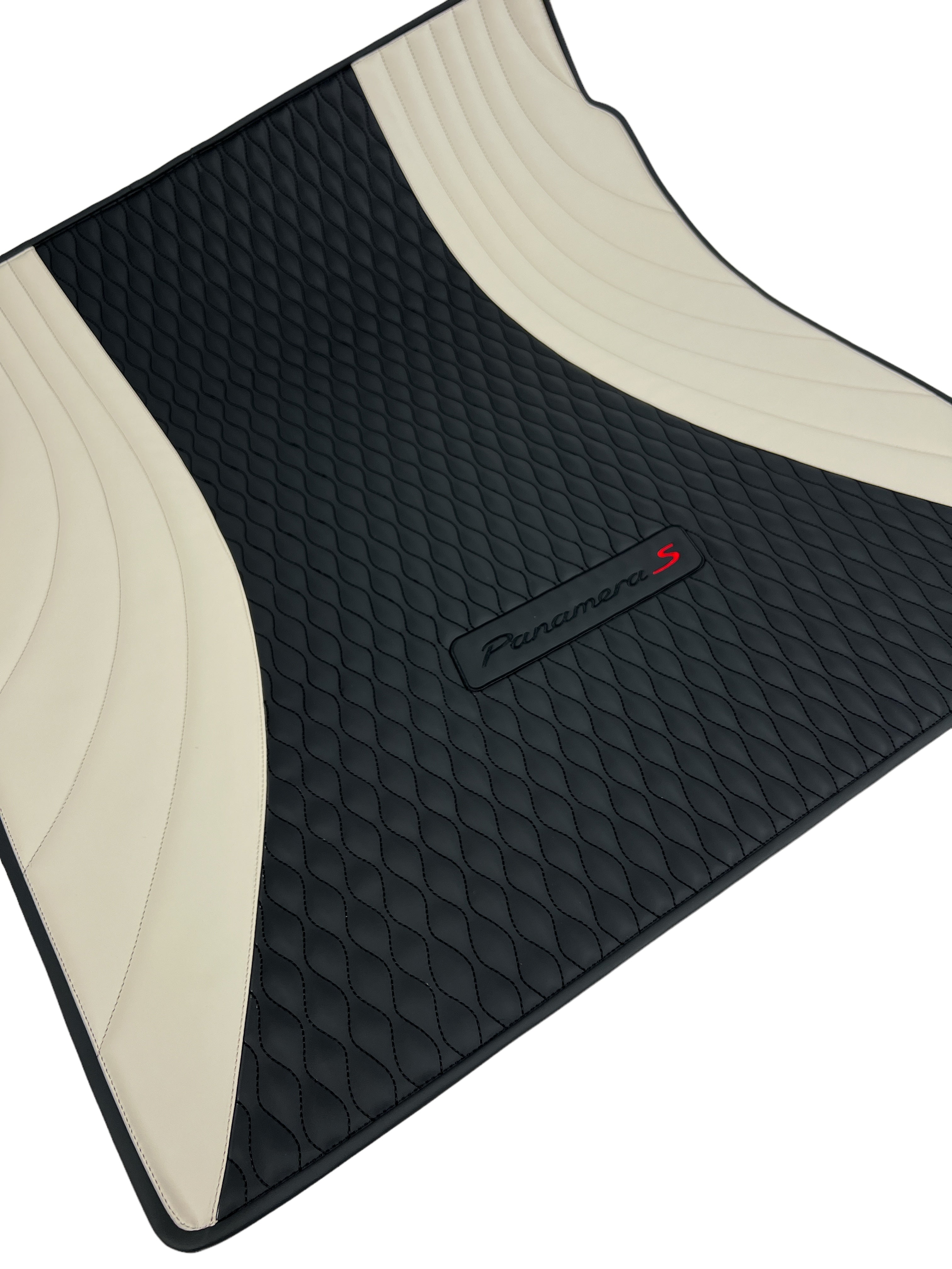 Trunk Mats in "Figure Combination" Design Black and Beige