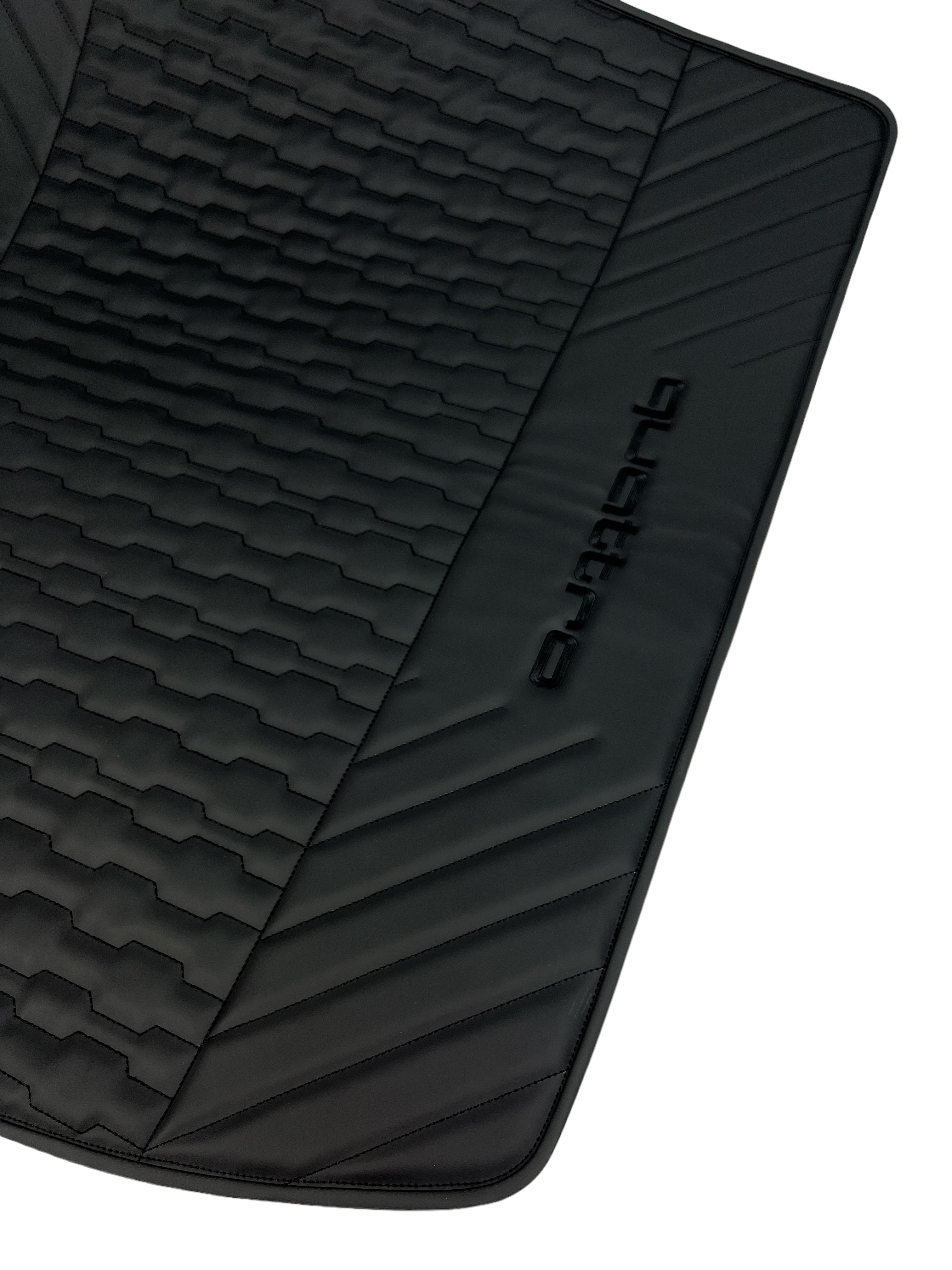 Trunk Mats in "Etron" Design Black with S Line Embroidery