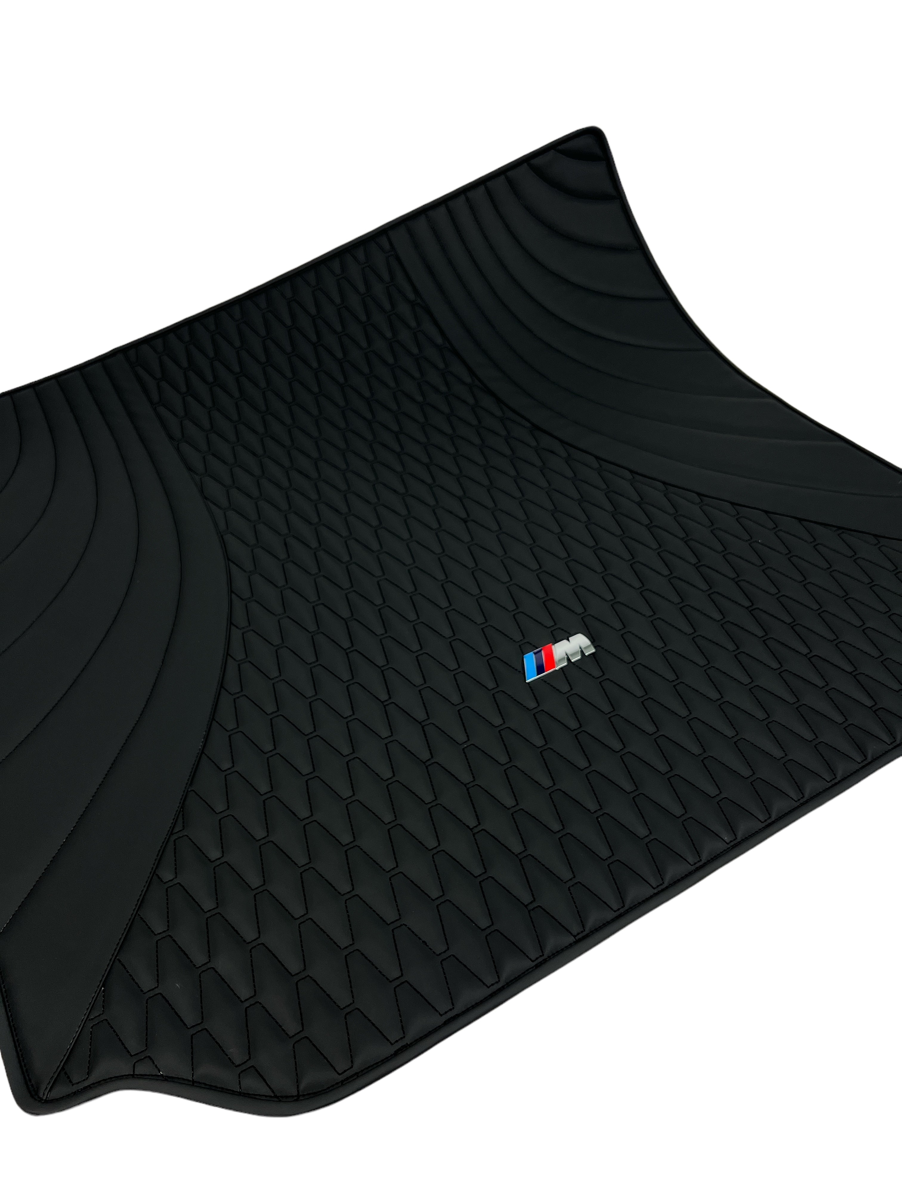 Trunk Mats in "Figure Long Comb" Design Black with Label M