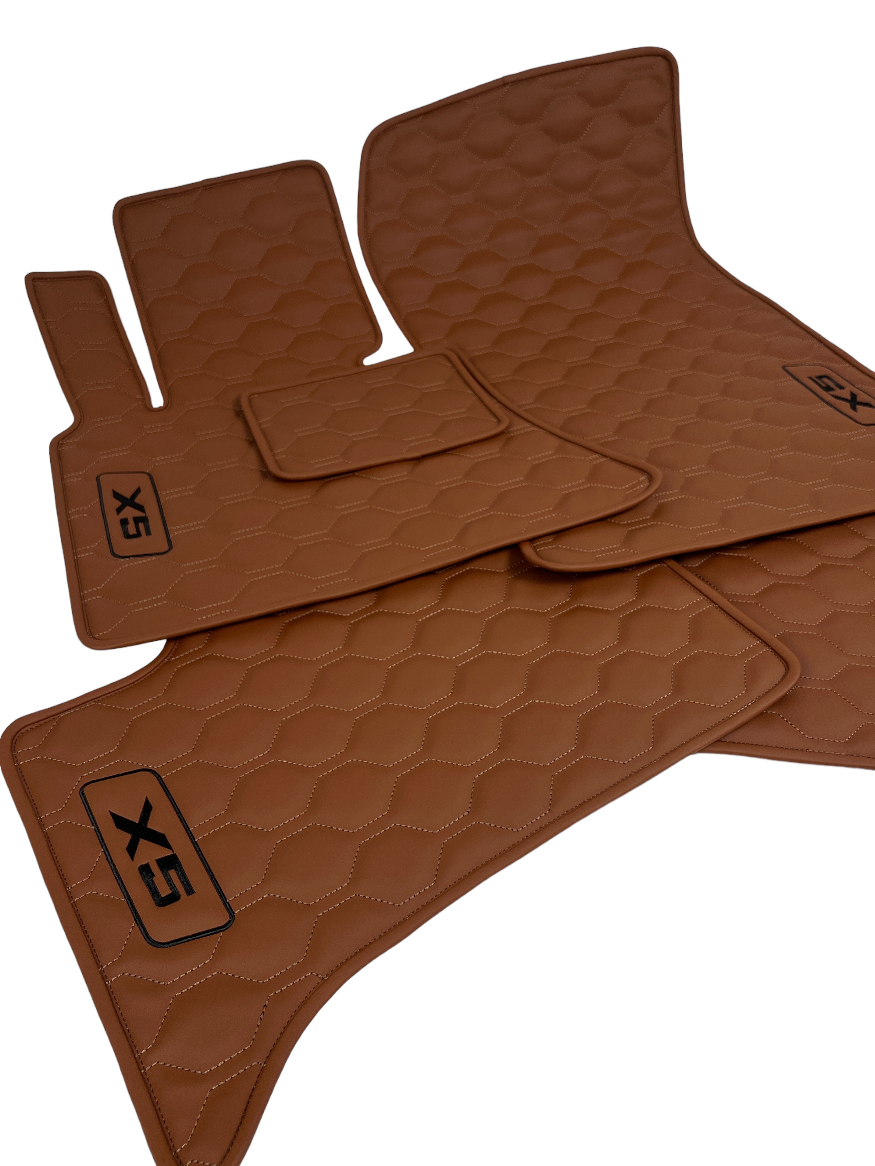 Car Floor Mats in "Big Comb" Design Brown with Black Embroidery